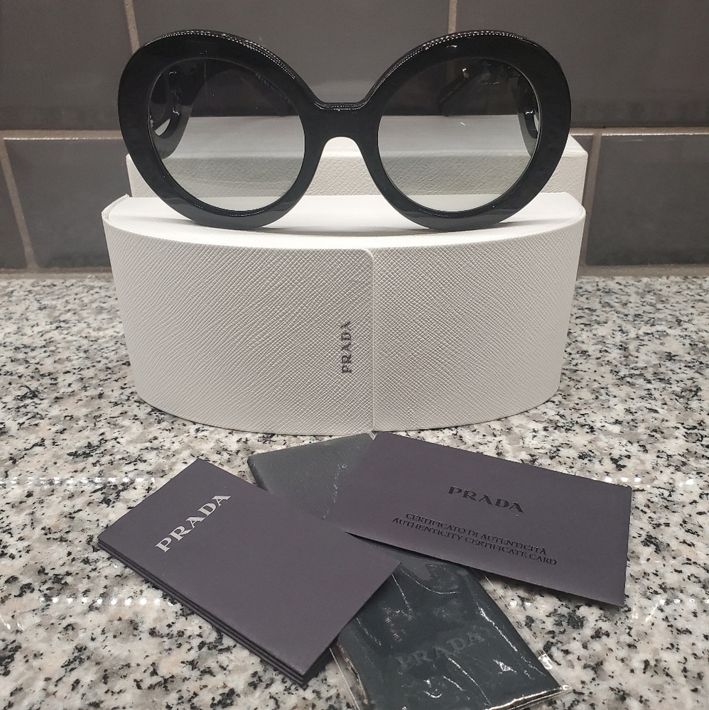 (SOLD)  Prada Baroque Sunglasses(Authentic & New) - Picture 3 of 10